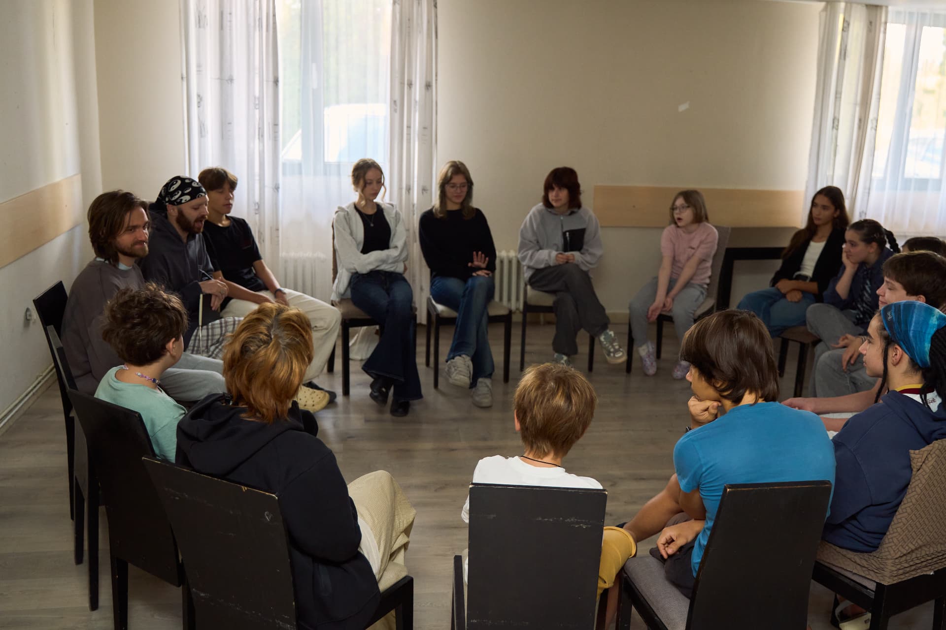 Общий круг учеников и преподавателей